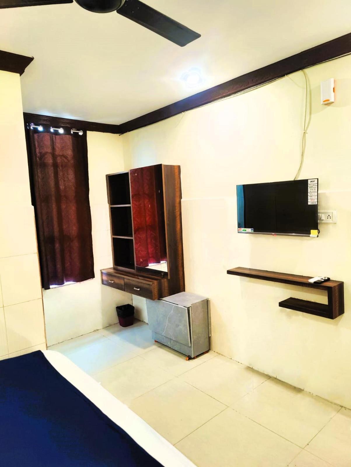 The Livin Residency Hotel Визакхапатнам Екстериор снимка