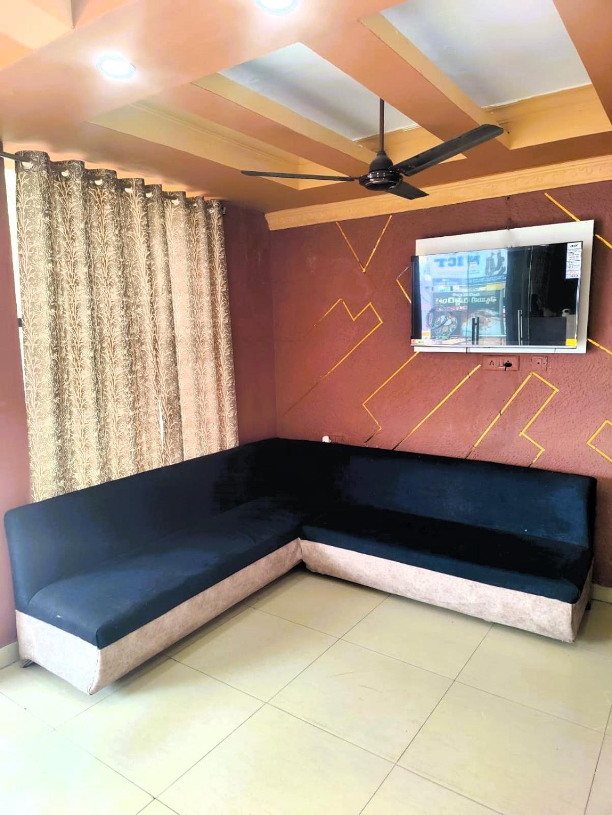 The Livin Residency Hotel Визакхапатнам Екстериор снимка